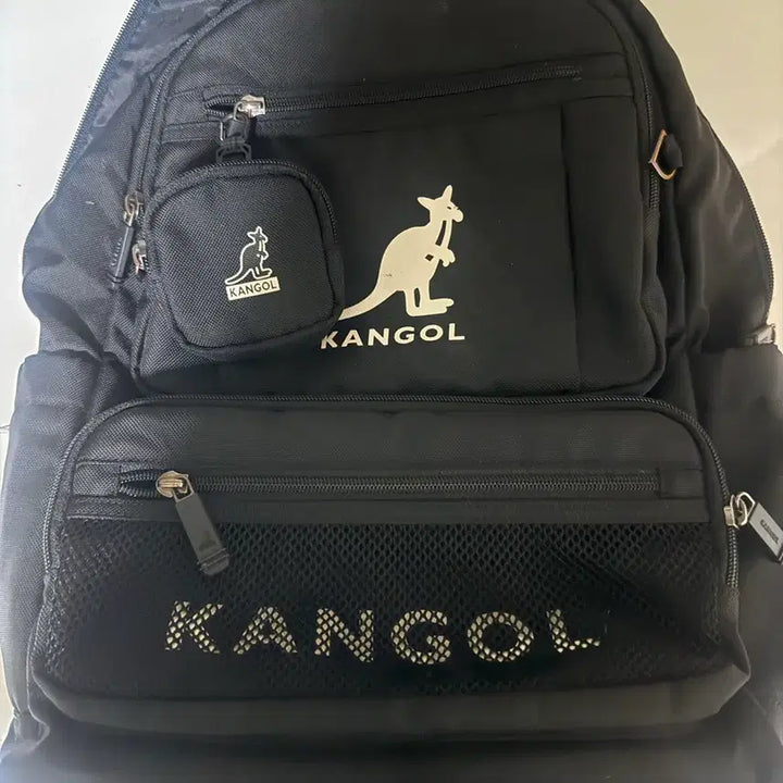 [BUNJANG] Kangol Backpack / 캉골 책가방