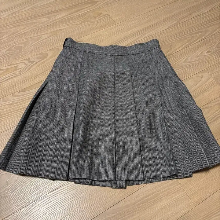 [BUNJANG] Atcorner Herringbone Pleated Skirt M / 앳코너 헤링본 플리츠스커트 m