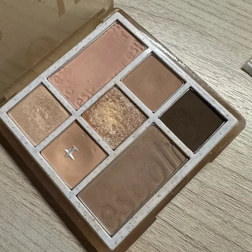 [BUNJANG] Espoir O'Later Real Eye Palette (Old Version) / 에스쁘아 리얼 아이 팔레트 오트라떼(구버전)