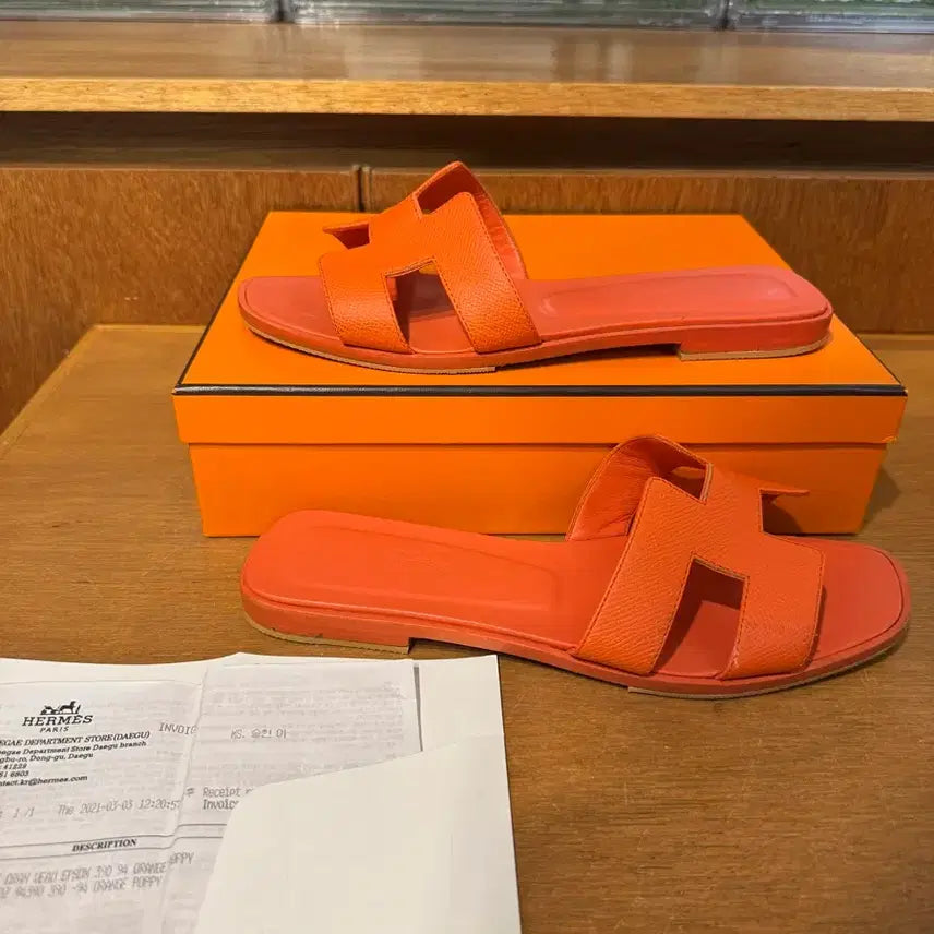 [BUNJANG] Hermès Oran Slippers / 39/250)에르메스 오란 슬리퍼