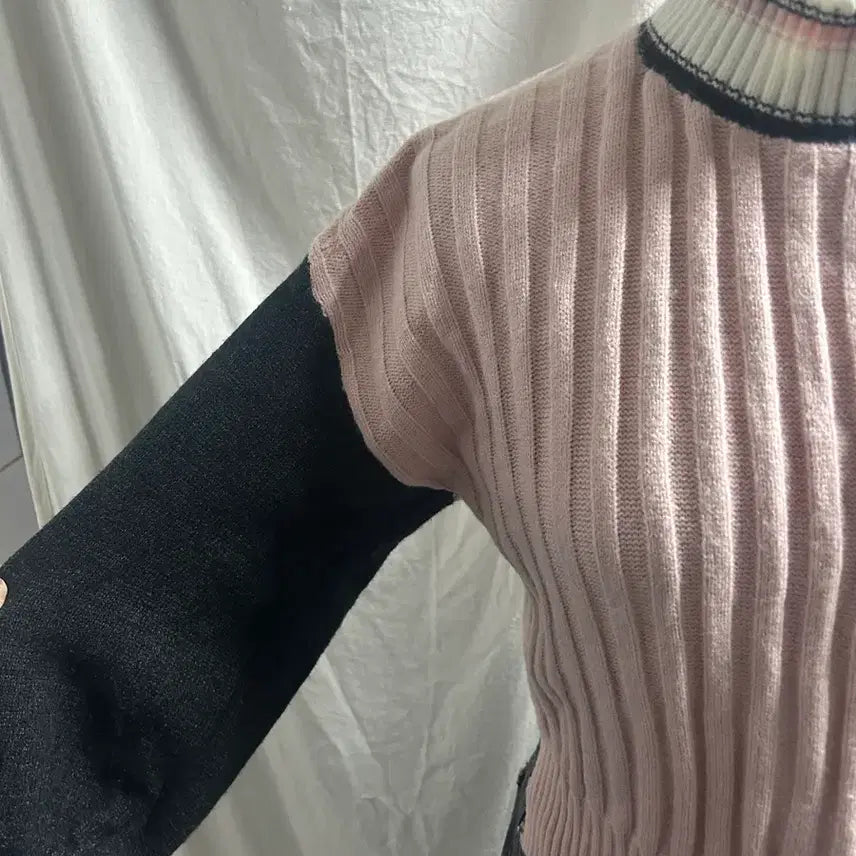 [BUNJANG] Ribbed Knit Pullover / 골지 니트 풀오버 화이트/핑크