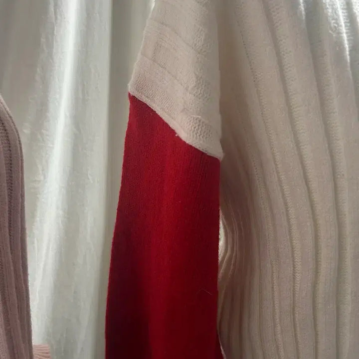 [BUNJANG] Ribbed Knit Pullover / 골지 니트 풀오버 화이트/핑크