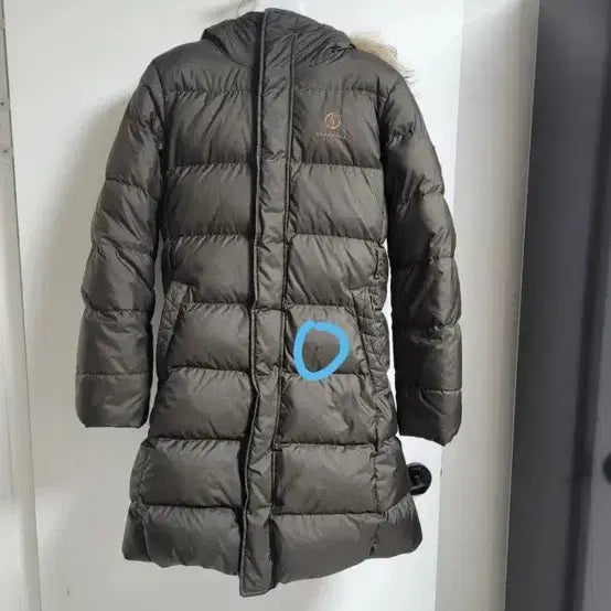 [BUNJANG] Beanpole Outdoor Duck Down Long Padded Jacket / 빈폴 아웃도어 덕다운 롱패딩 카키 95