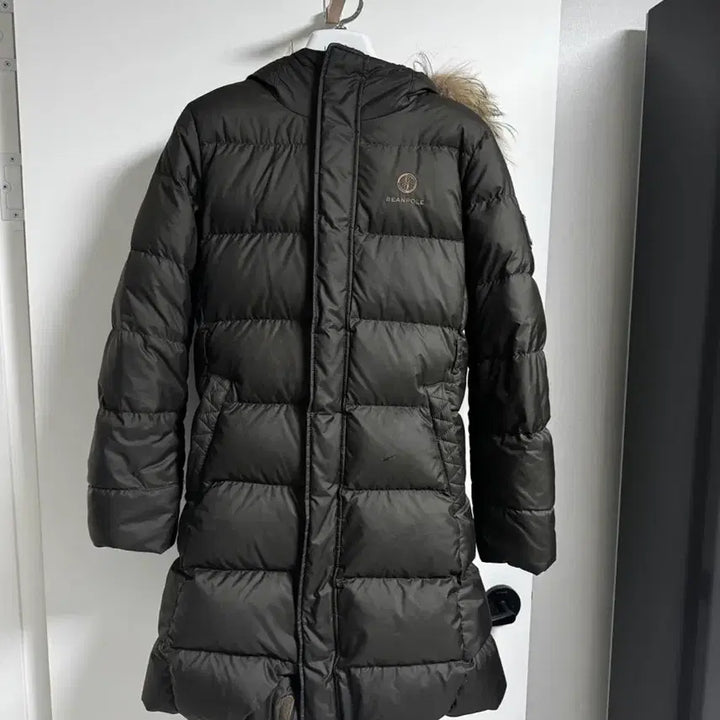 [BUNJANG] Beanpole Outdoor Duck Down Long Padded Jacket / 빈폴 아웃도어 덕다운 롱패딩 카키 95