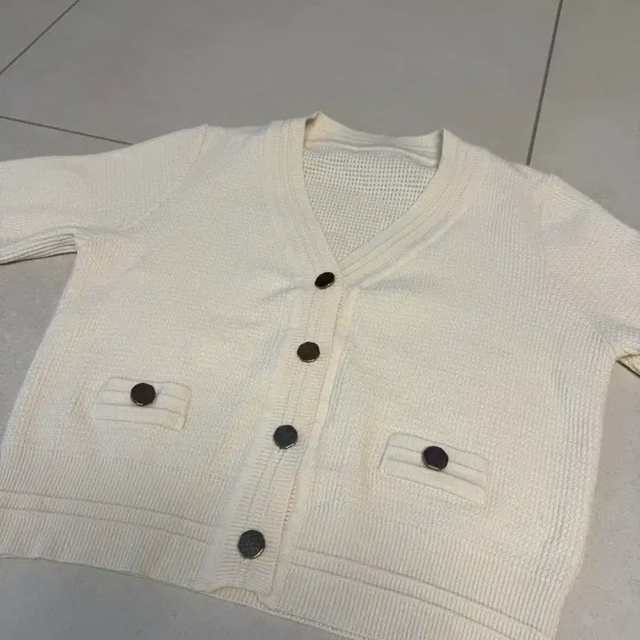 [BUNJANG] V-Neck Cardigan & Tank Top Set / 브이넥 가디건 나시 set 여성니트 데일리룩 데이트룩