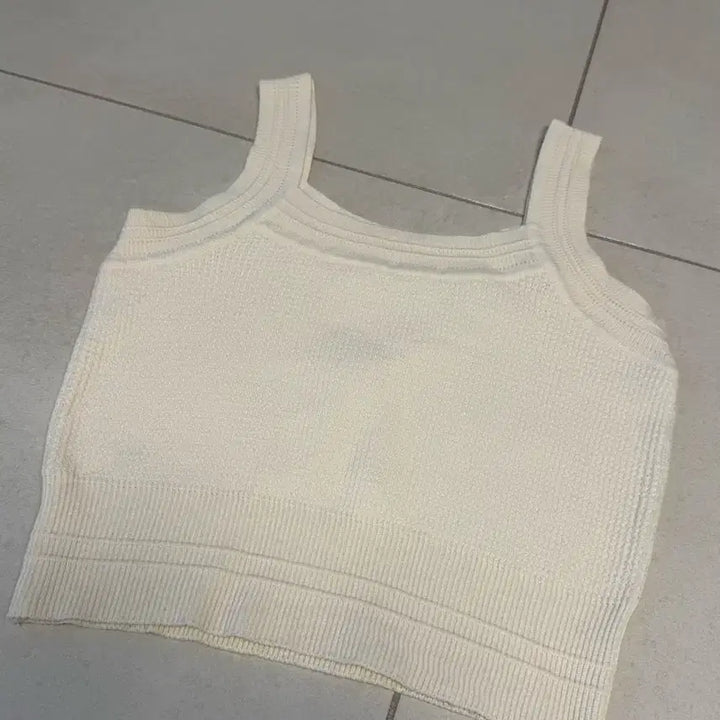 [BUNJANG] V-Neck Cardigan & Tank Top Set / 브이넥 가디건 나시 set 여성니트 데일리룩 데이트룩