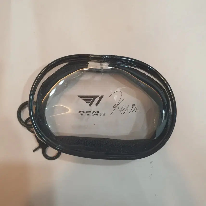 [BUNJANG] T1 Uroshot Eve Keria Pouch (Sealed) / T1 우루샷 이브 케리아 파우치 미개봉