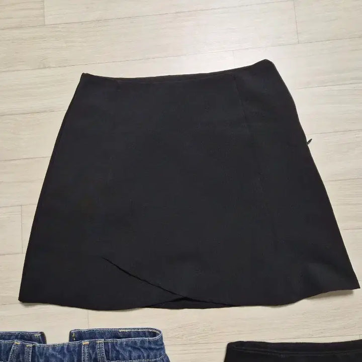 [BUNJANG] Mini Skirt Bundle Set / 미니스커트 세 벌 (블랙/청) 일괄 세트