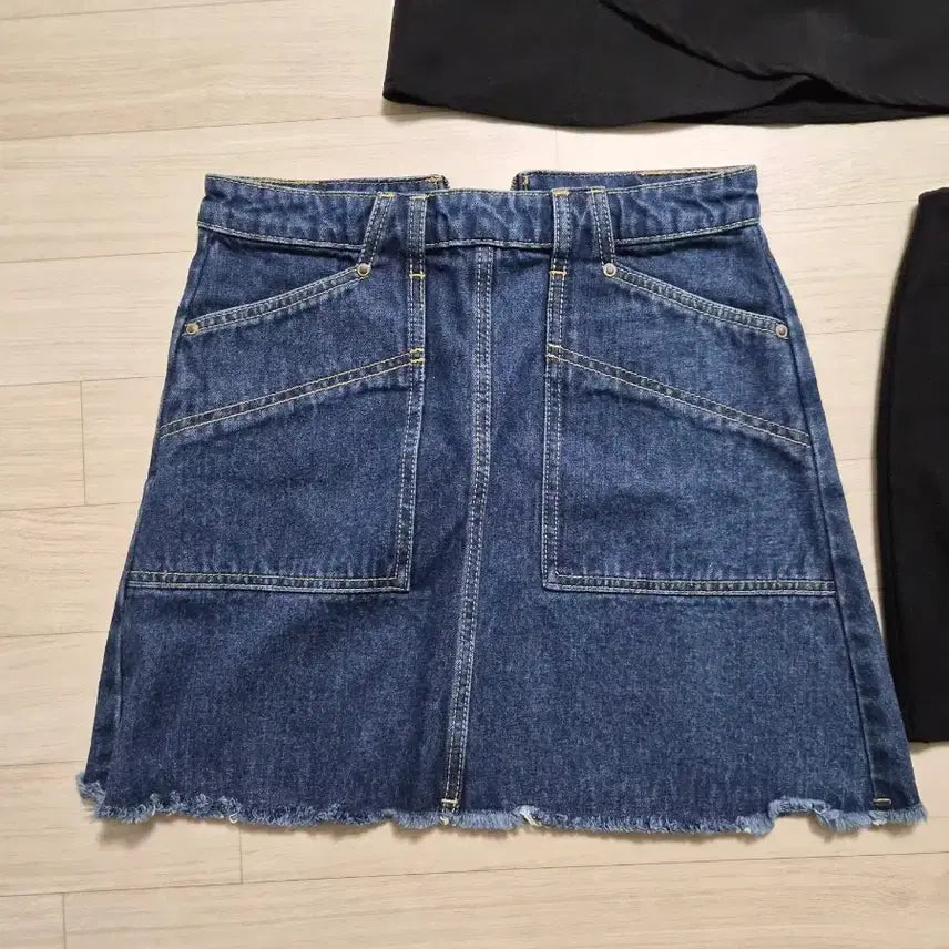 [BUNJANG] Mini Skirt Bundle Set / 미니스커트 세 벌 (블랙/청) 일괄 세트