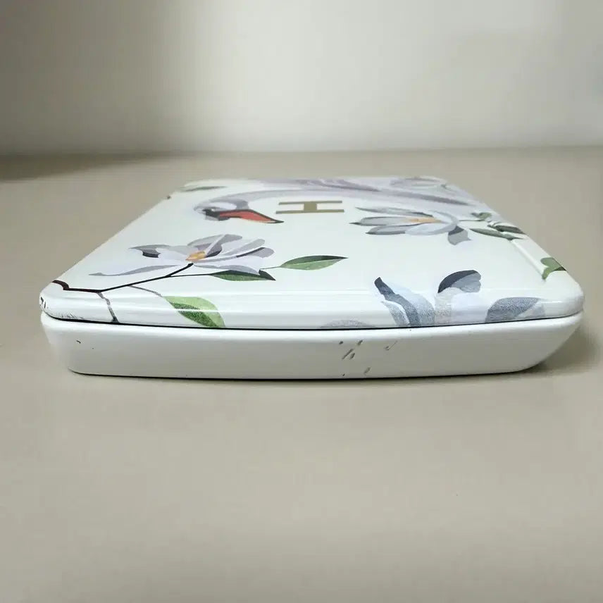 [BUNJANG] Hourglass 6-Pan Palette / 2025년 홀리데이 한정판 아워글래스6구 팔레트