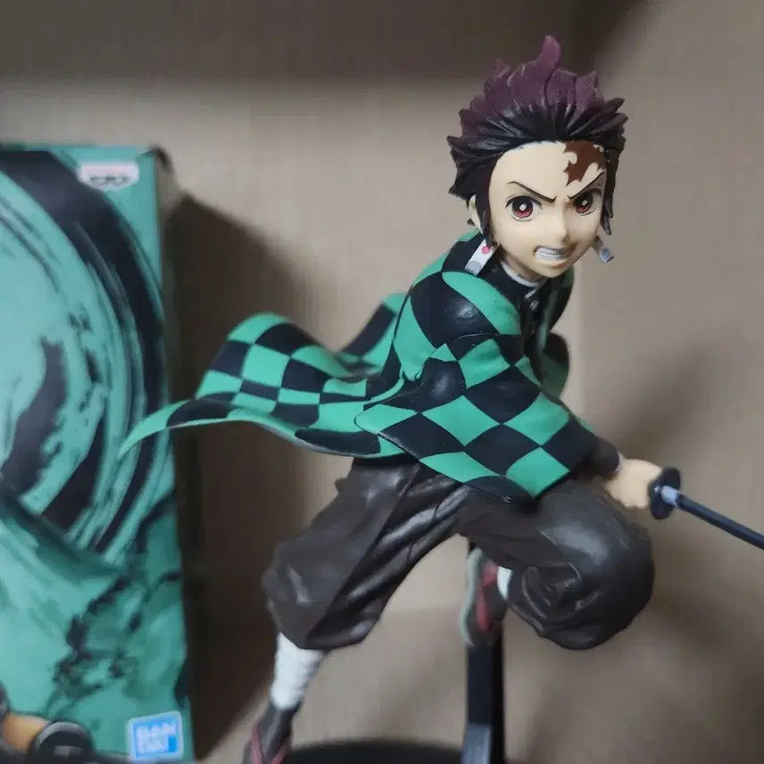 [BUNJANG] Demon Slayer Tanjiro Vibration Stars Figure / 귀멸의칼날 탄지로 피규어 바이브레이션