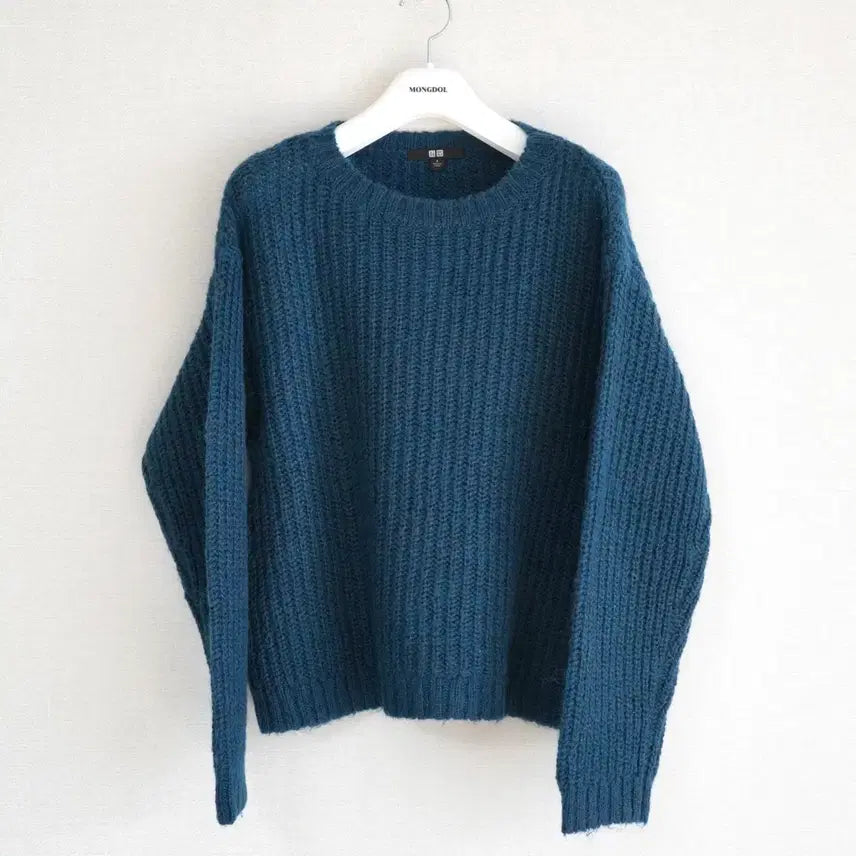[BUNJANG] Uniqlo Loose Fit Knit Sweater Cobalt Blue / S 유니클로 루즈핏 니트 스웨터 코발트 코발트 블루