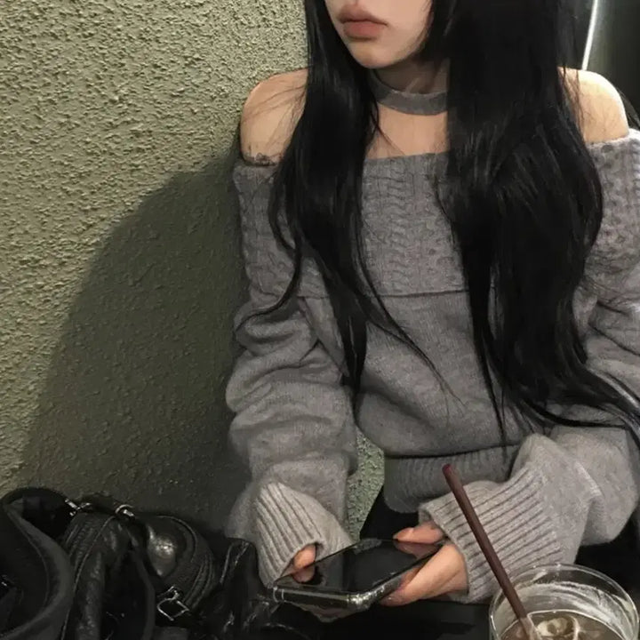 [BUNJANG] Off-Shoulder Knit Top with Scarf / 오프숄더 니트 긴팔 회색+머플러