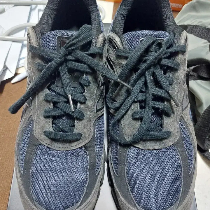 [BUNJANG] New Balance Jound 990v4 Navy Sneakers / 뉴발란스 자운드990v4 네이비 (290)