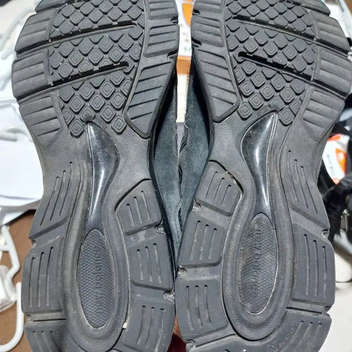 [BUNJANG] New Balance Jound 990v4 Navy Sneakers / 뉴발란스 자운드990v4 네이비 (290)