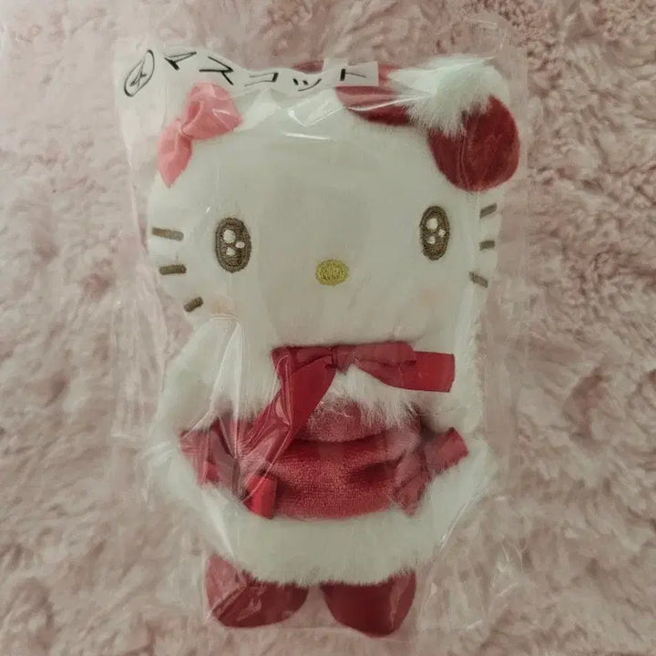 [SOLD OUT] 헬로키티 윈터쿠지 4상 마스코트 인형 산리오 봉제인형