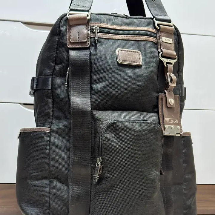 [BUNJANG] TUMI Alpha Bravo Lejeune Backpack / 투미 알파브라보 르준 백팩입니다
