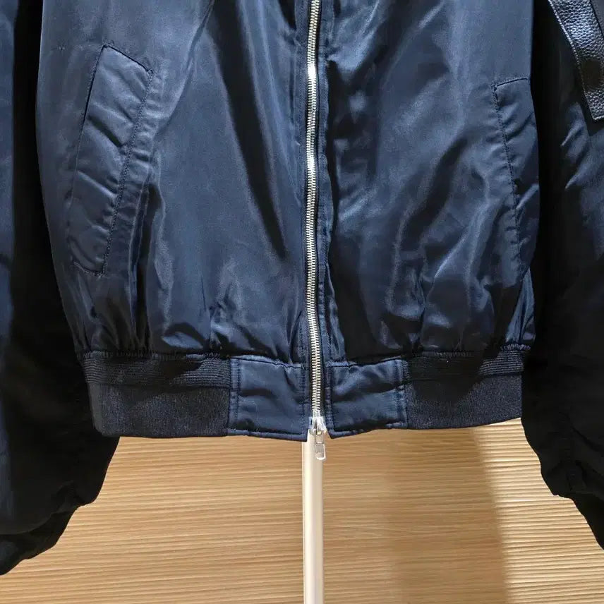 [SOLD OUT] 19fw 준지 ma-1 마원 항공점퍼 오버핏 48사이즈.
