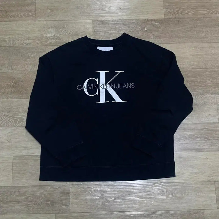 [BUNJANG] Calvin Klein Black Sweatshirt / 캘빈클라인 맨투맨 블랙 교신