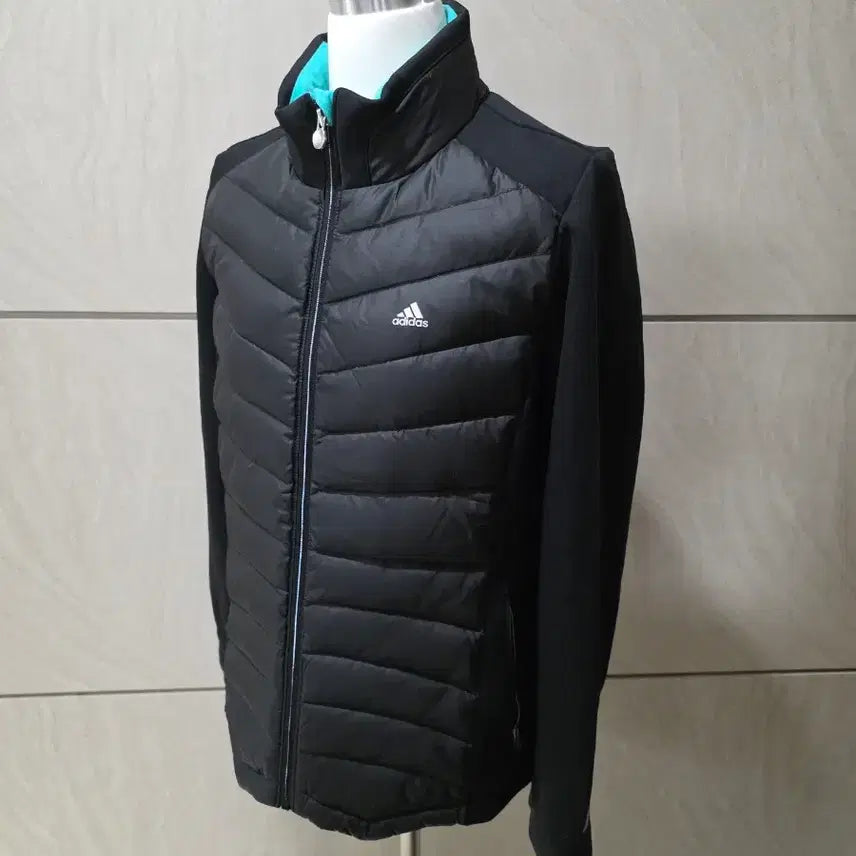 [BUNJANG] Adidas Lightweight Duck Down Padded Jacket (Size 100) / 가볍고 따뜻한 아디다스 경량패딩 100 (오리털90%)
