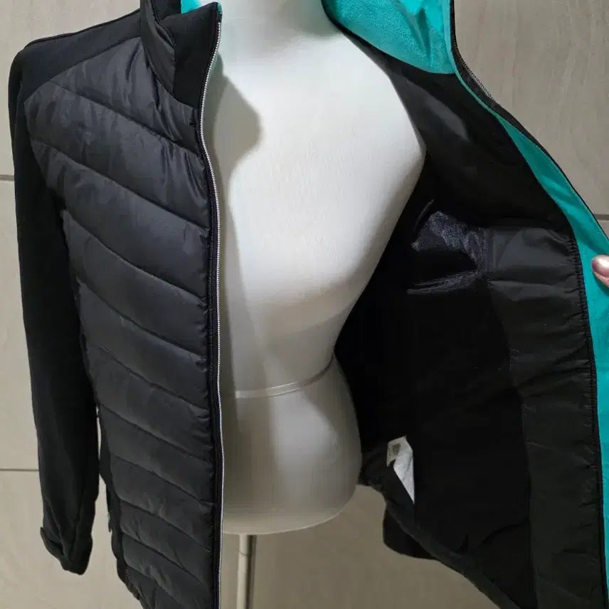 [BUNJANG] Adidas Lightweight Duck Down Padded Jacket (Size 100) / 가볍고 따뜻한 아디다스 경량패딩 100 (오리털90%)