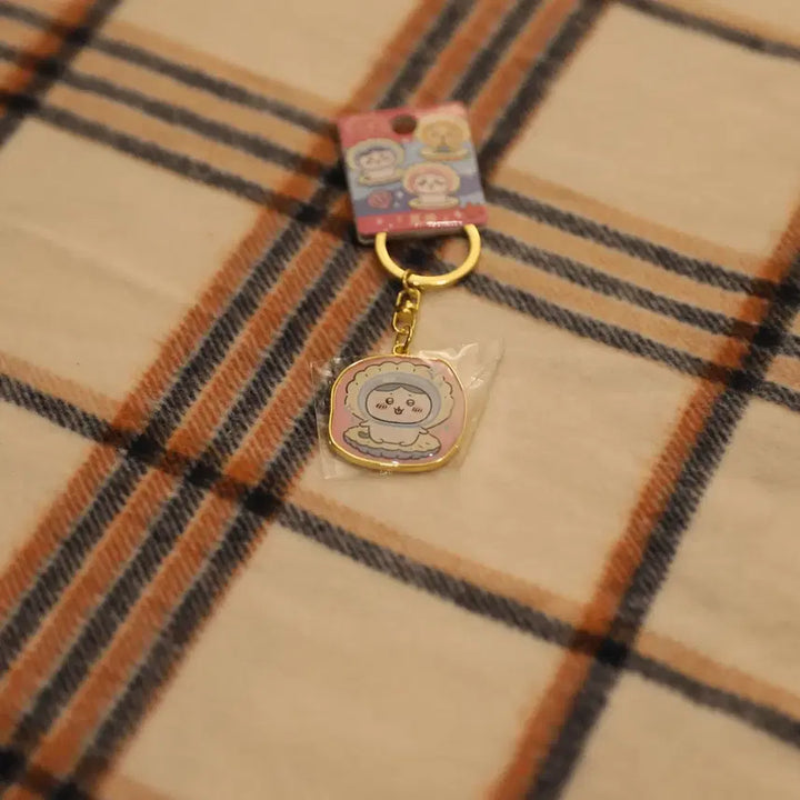 [BUNJANG] Chiikawa Hachware (Garma) Pearl Keychain / [미에현 한정] 치이카와 가르마 조개 진주 키링