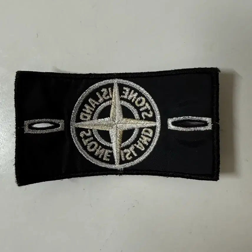 [BUNJANG] Stone White Badge / 스톤화이트와펜