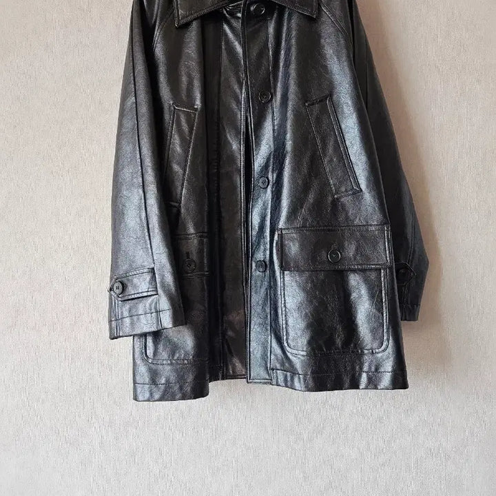 [BUNJANG] Kuho Plus Faux Leather Oversized Coat / 2023.구호플러스)페이크 레더 오버핏 코트