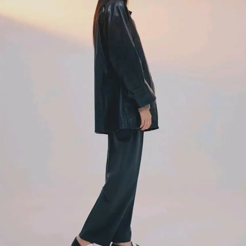 [BUNJANG] Kuho Plus Faux Leather Oversized Coat / 2023.구호플러스)페이크 레더 오버핏 코트