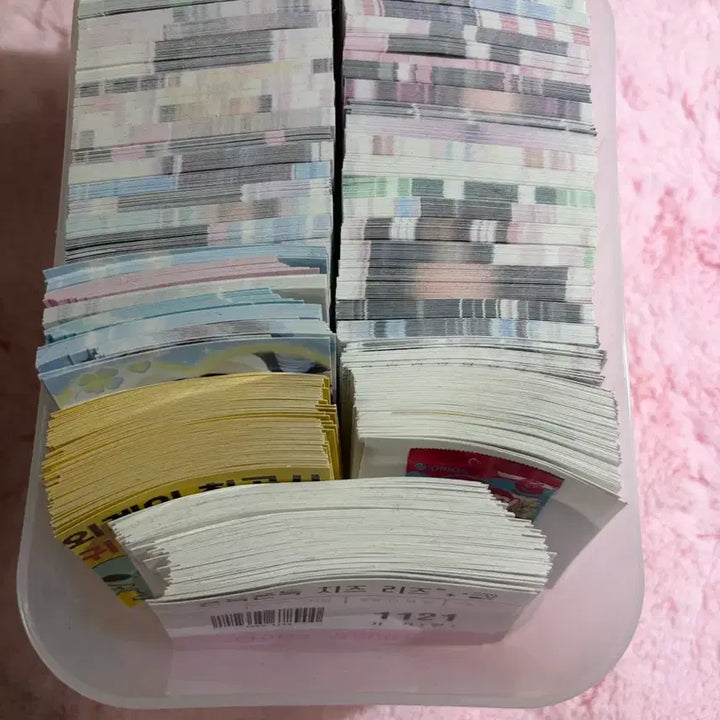 [BUNJANG] IVE Photocard Bundle Set (with Binder, Non-Official Goods) / 아이브 포카 일괄 판매 ( 바인더,비공굿 폭덤) 가격제안도 받아용