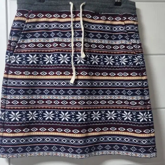 [BUNJANG] Ethnic Pattern Fleece Midi Skirt / 에스닉 패턴 기모치마F