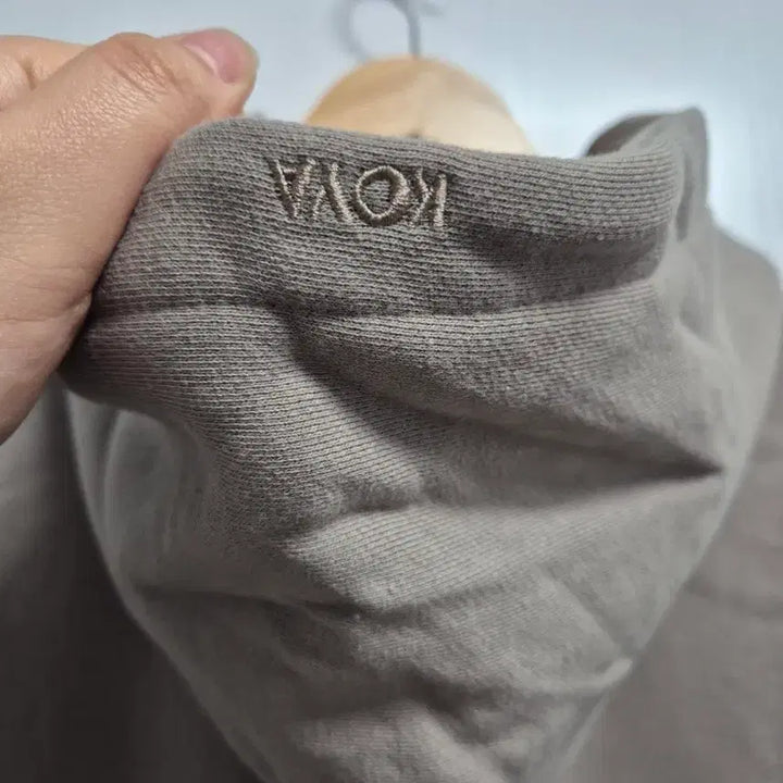 [BUNJANG] BT21 Koya Fleece Hoodie L / BT21 코야 기모 후드티 L (남녀공용)