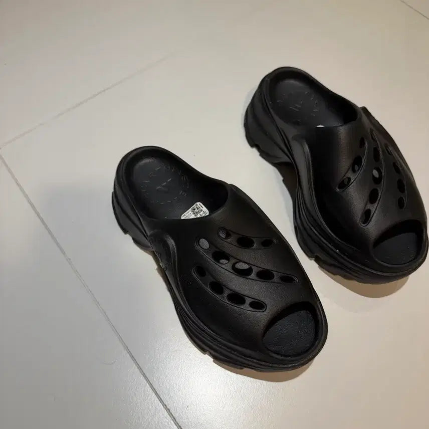 [BUNJANG] Adidas Stella McCartney Black Sandals / 아디다스 스텔라매카트니 검정 샌들 슬리퍼