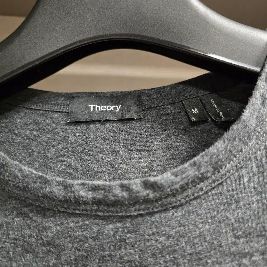 [BUNJANG] Theory Sweatshirt & T-shirt Bundle Set (M Size) / 띠어리 스웻셔츠&반팔 묶음 (M사이즈)