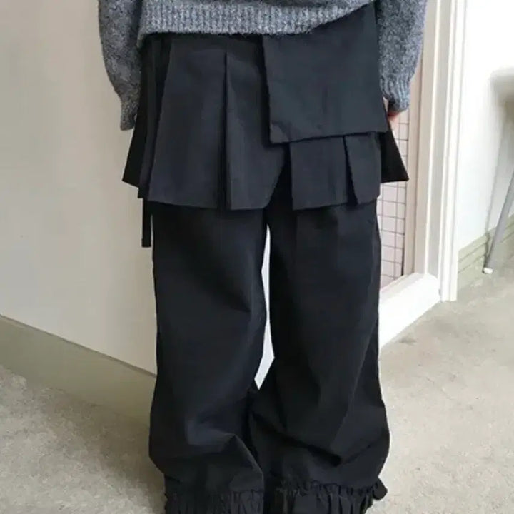 [BUNJANG] FRL 랩 스커트 와이드 팬츠 / 프릴 랩 스커트 와이드 팬츠