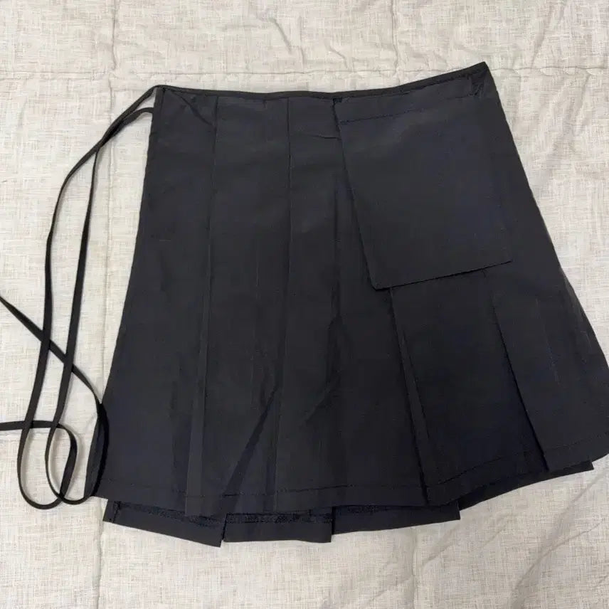 [BUNJANG] FRL 랩 스커트 와이드 팬츠 / 프릴 랩 스커트 와이드 팬츠