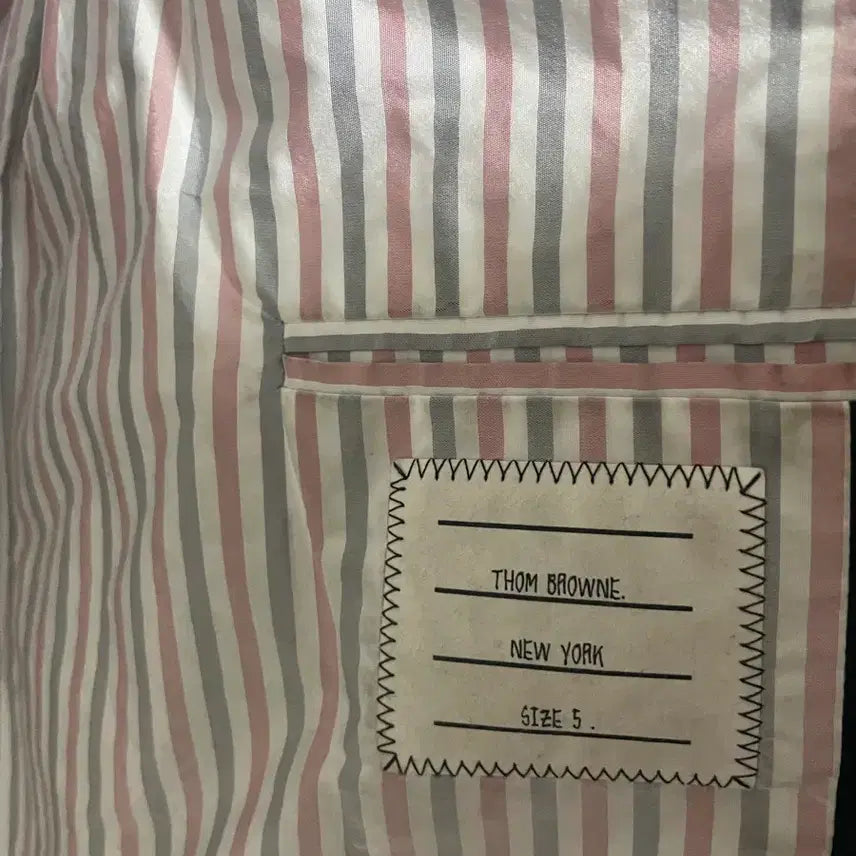 [BUNJANG] Thom Browne Padded Jacket / 톰브라운 4bar 후드 다운패딩 5size