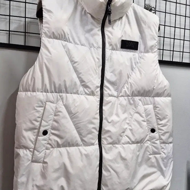 [BUNJANG] PXG White Welding Down Vest / 100L PXG 화이트 웰딩 다운 조끼 베스트.