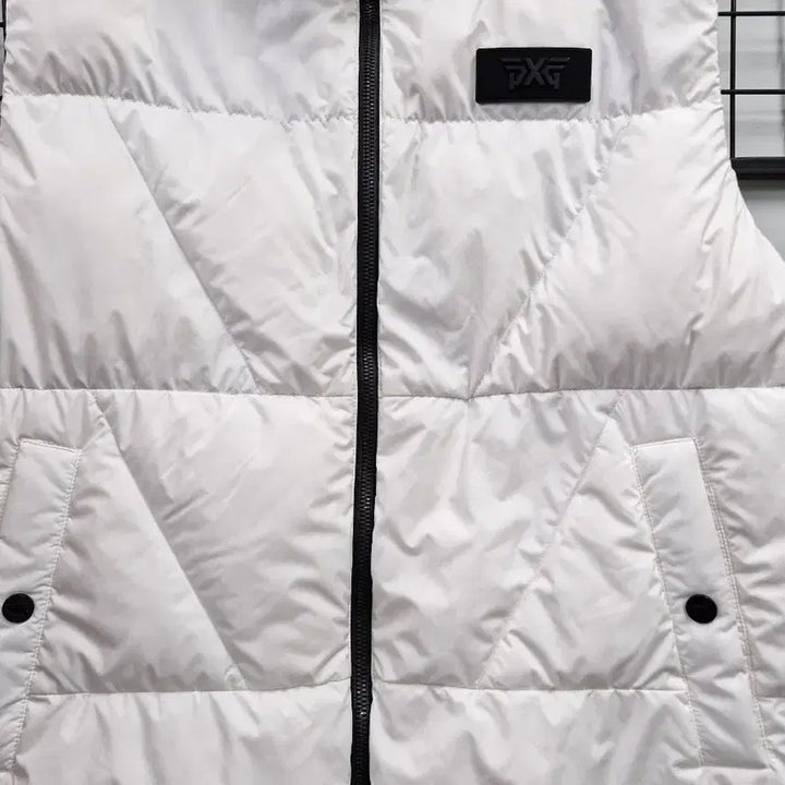 [BUNJANG] PXG White Welding Down Vest / 100L PXG 화이트 웰딩 다운 조끼 베스트.