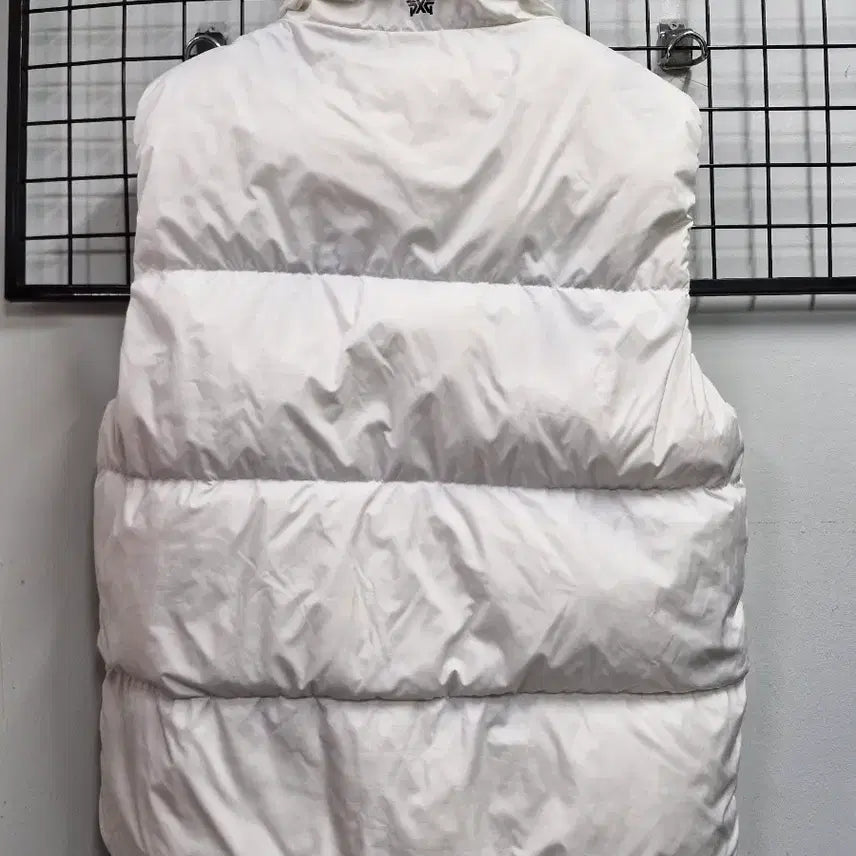 [BUNJANG] PXG White Welding Down Vest / 100L PXG 화이트 웰딩 다운 조끼 베스트.