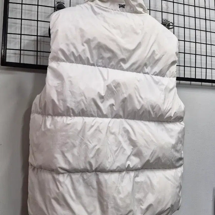 [BUNJANG] PXG White Welding Down Vest / 100L PXG 화이트 웰딩 다운 조끼 베스트.