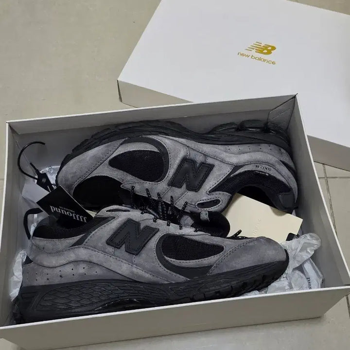 [BUNJANG] JJJJound New Balance 2002R Gore-Tex Charcoal (Size 270) / 뉴발란스 x JJJ자운드 2002R 고어텍스 차콜 270