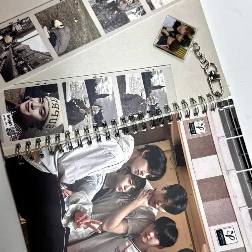 [BUNJANG] ZB1 (ZeroBaseOne) Note + Keyring / 제베원 노트 판매 ((스냅스 제작 +키링