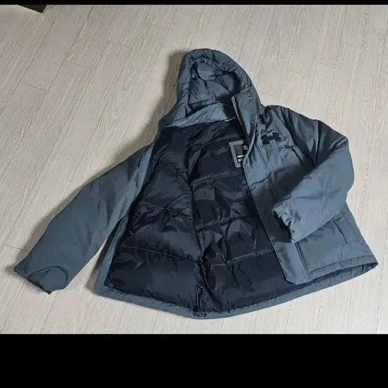 [BUNJANG] Under Armour Down Padded Jacket / 언더아머 다운패딩