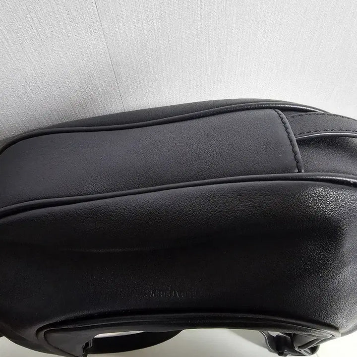 [BUNJANG] Elbategev Ostra Shoulder Bag / 엘바테게브 오스트라 가방