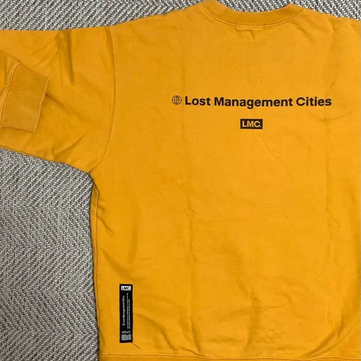 [BUNJANG] LMC Sweatshirt / LMC 맨투맨