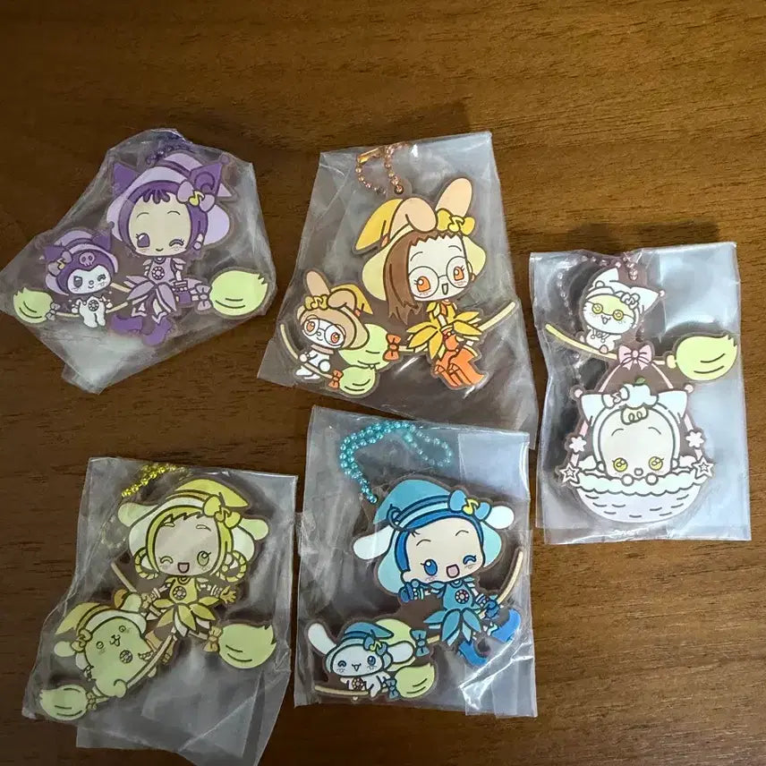 [BUNJANG] Ojamajo Doremi Sanrio Collaboration Rubber Strap Keyring / 꼬마 마법사 레미 산리오 콜라보 가챠 러버스트랩 키링 고전문구 다꾸
