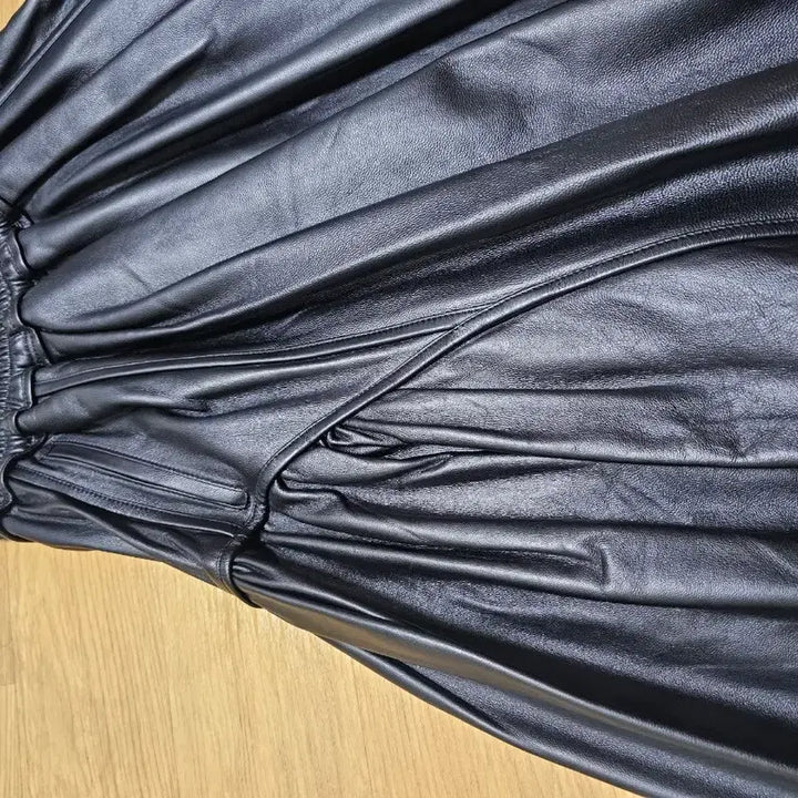[BUNJANG] bmuet(te) Leather Volume Maxi Skirt / 새상품 비뮈에트 bmuet(te) 레더 볼륨 맥시 스커트