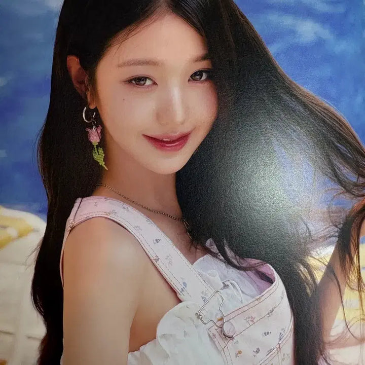 [BUNJANG] IVE Dreamy Day Photobook (Includes Sticker) / 아이브 dreamy day 포토북 양도(스티커 포함)