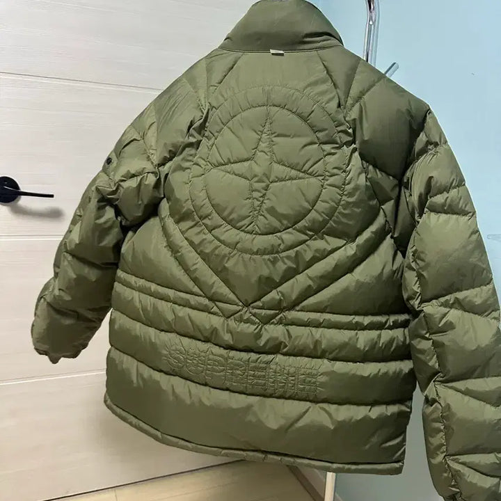 [BUNJANG] Supreme Stone Island FW23 Reversible Puffy Jacket Olive L / 스톤아일랜드X슈프림 FW23리버시블 퍼피패딩 올리브L (새상품급)